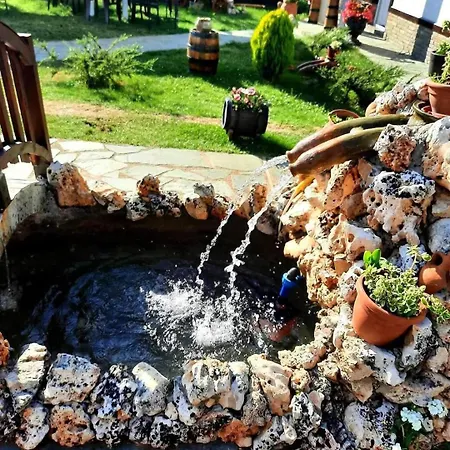 Bed & Breakfast осоговски бисер-калин камен